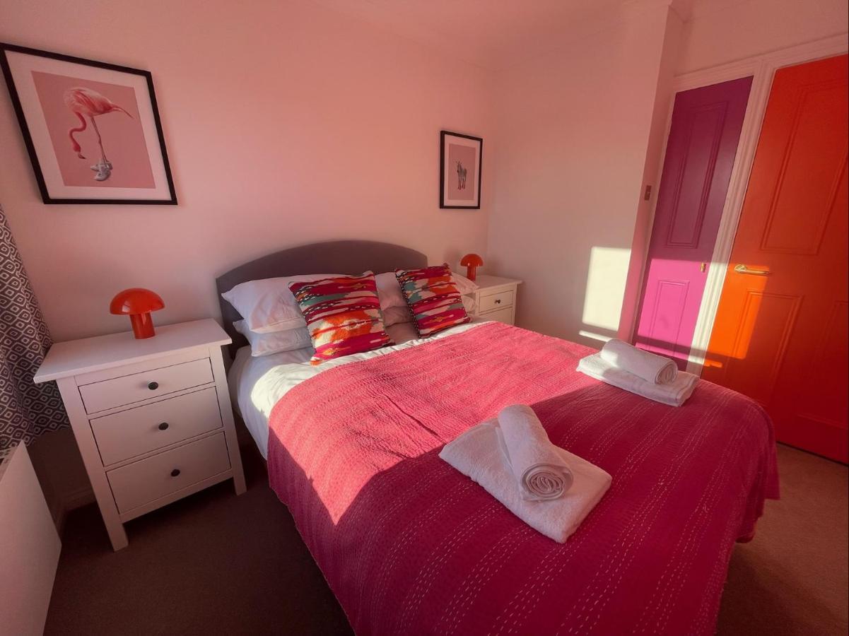 East Walls Apartment Chichester Luaran gambar